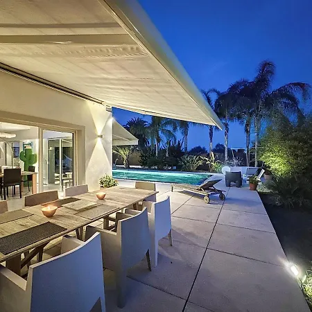 Beautiful Luxury וילה *